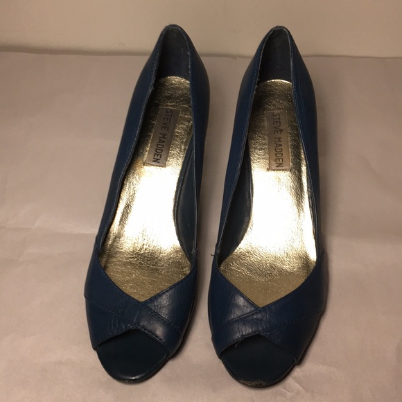 💥SALE $10💥 Steve Madden blue open toe pumps 8 - Picture 2 of 8